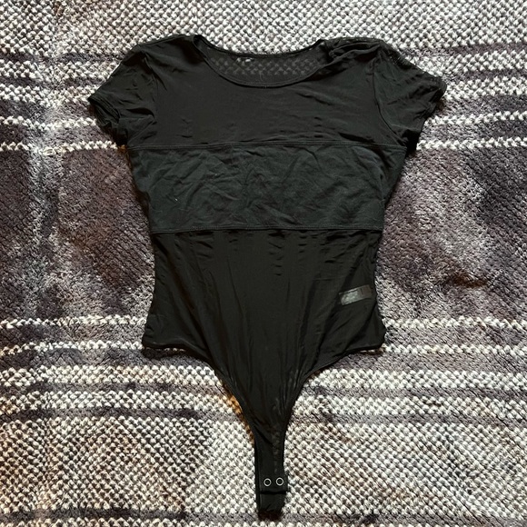 American Apparel Mesh Bodysuit in Black w/ Thong Snap Crotch Size L - Picture 2 of 3